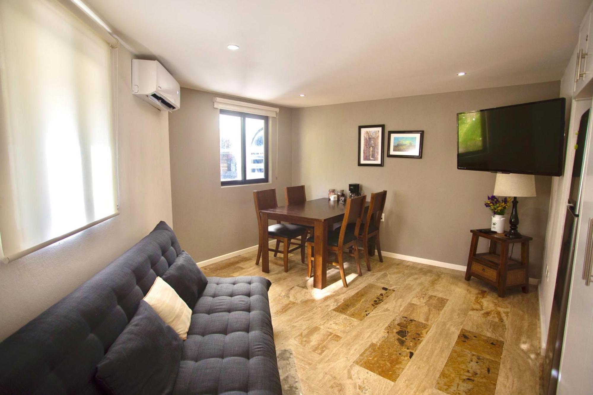 Cozy Loft With Pool, One Block From The Beach! Канкун Екстер'єр фото